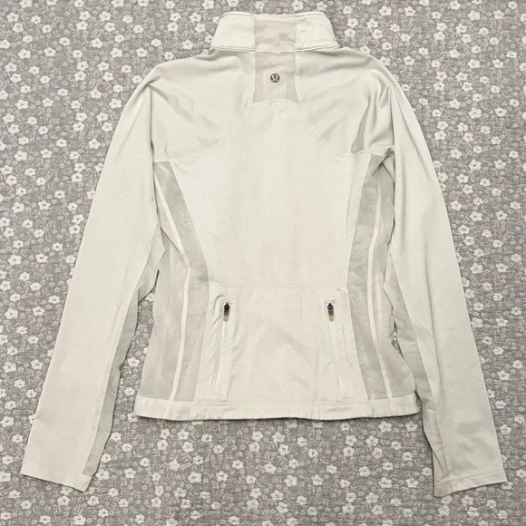 Lululemon Define Jacket White Mesh Panel Zip Up Size 6 - Picture 2 of 13